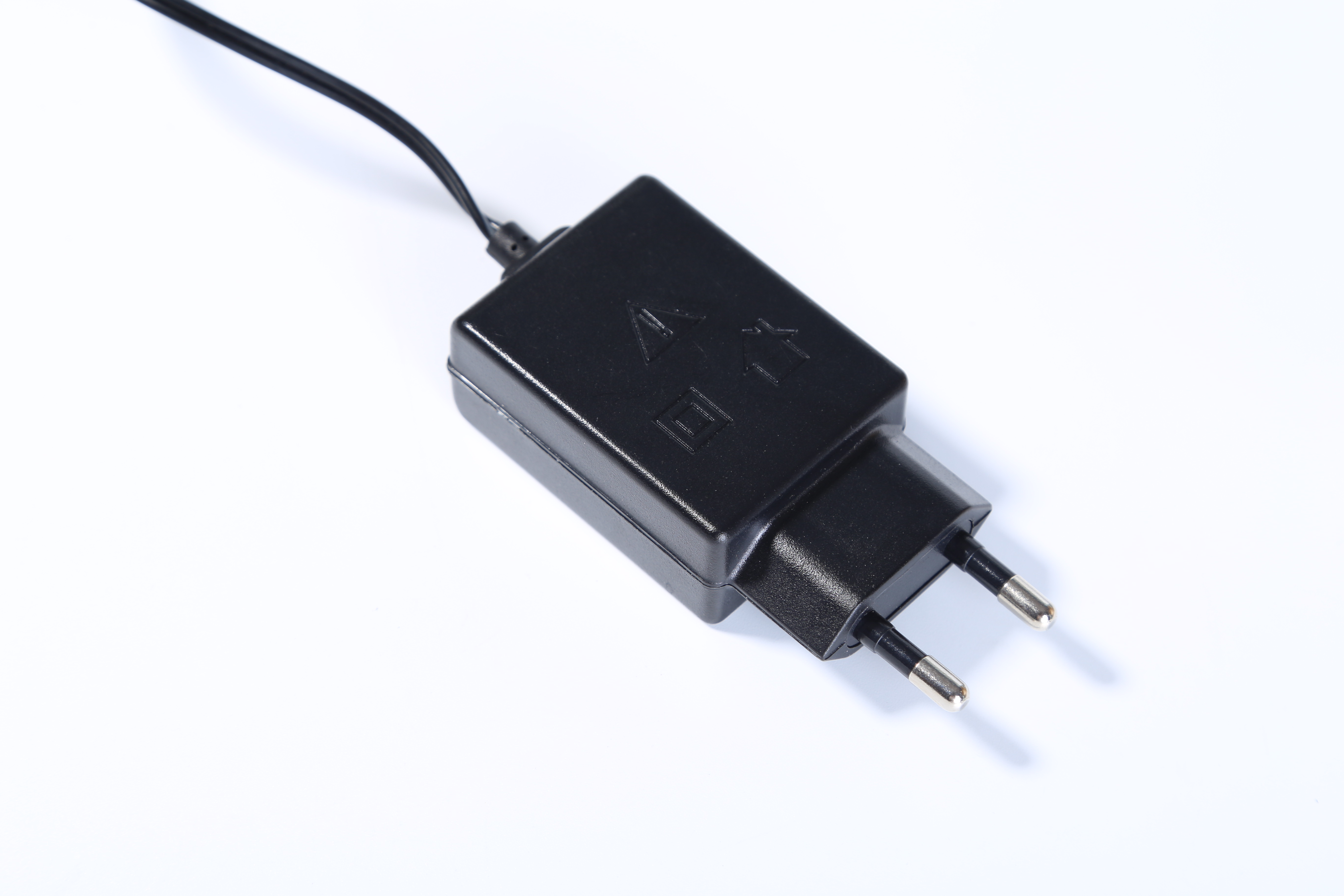 MX15U-0503000型號5v3a歐規(guī)電源適配器 ce認證