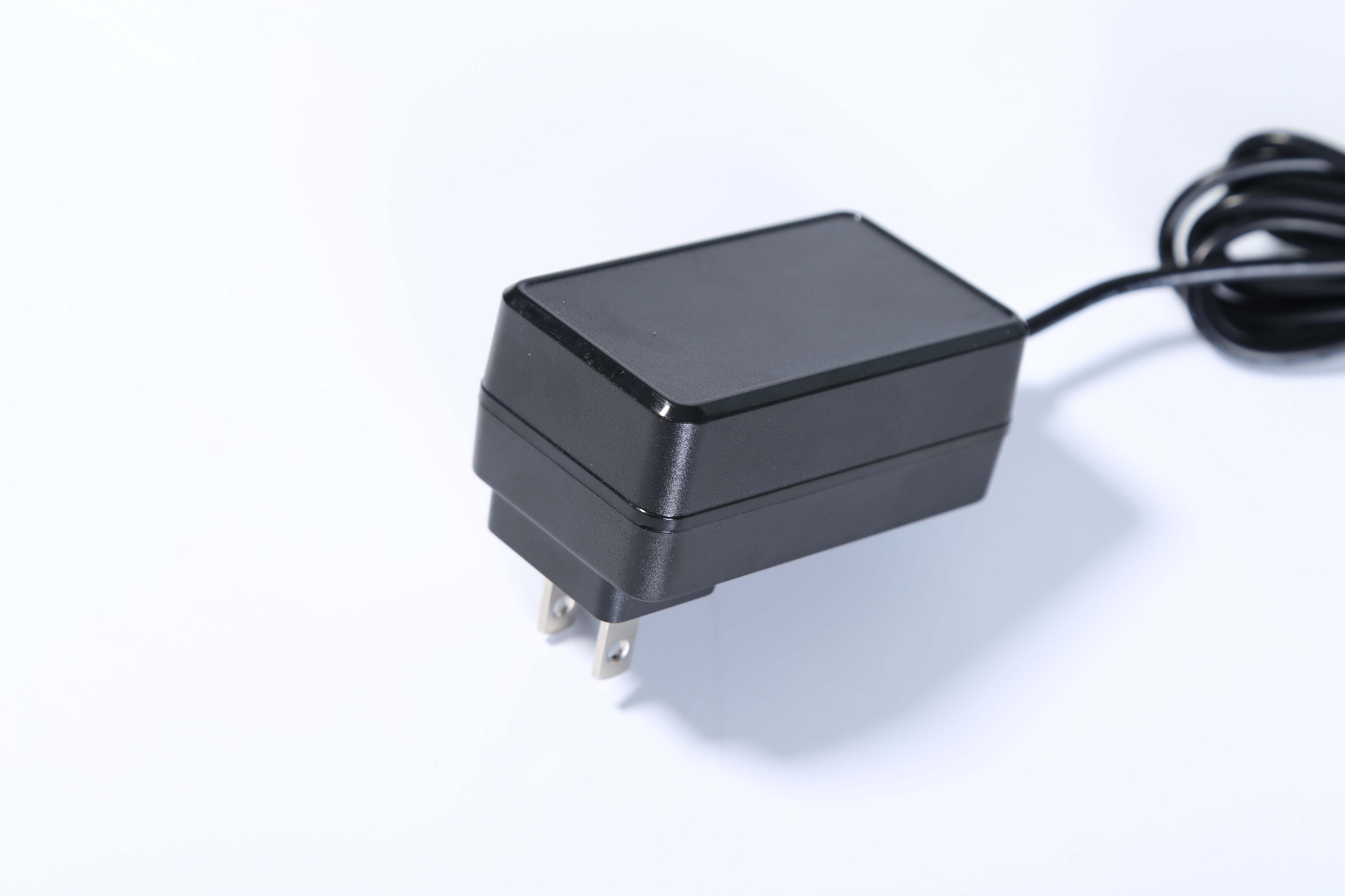 MX24w-1801000型號(hào)18v1a美規(guī)電源適配器 ETL/FCC認(rèn)證