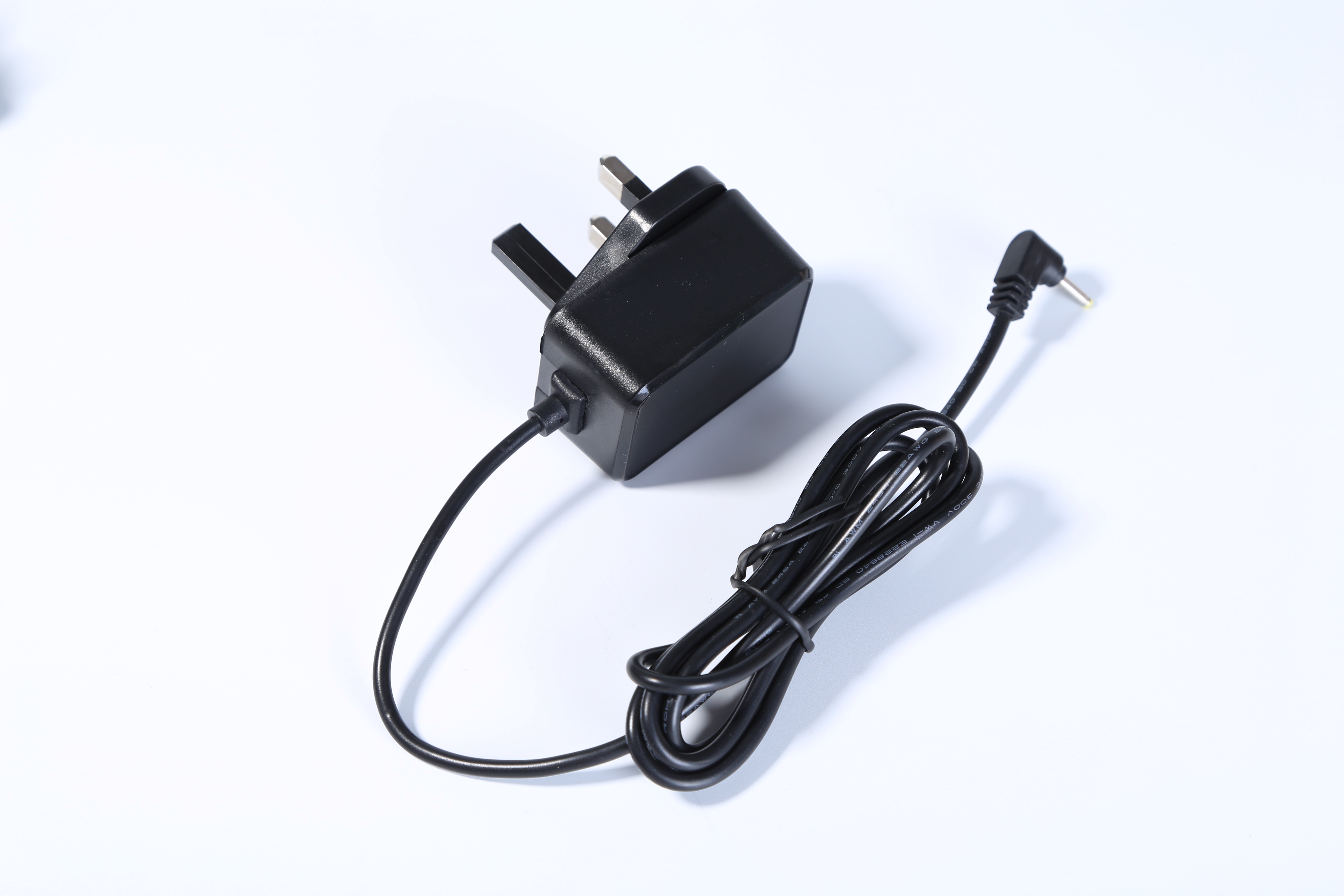 mx15w系列12v1a新加坡電源適配器 safety認證